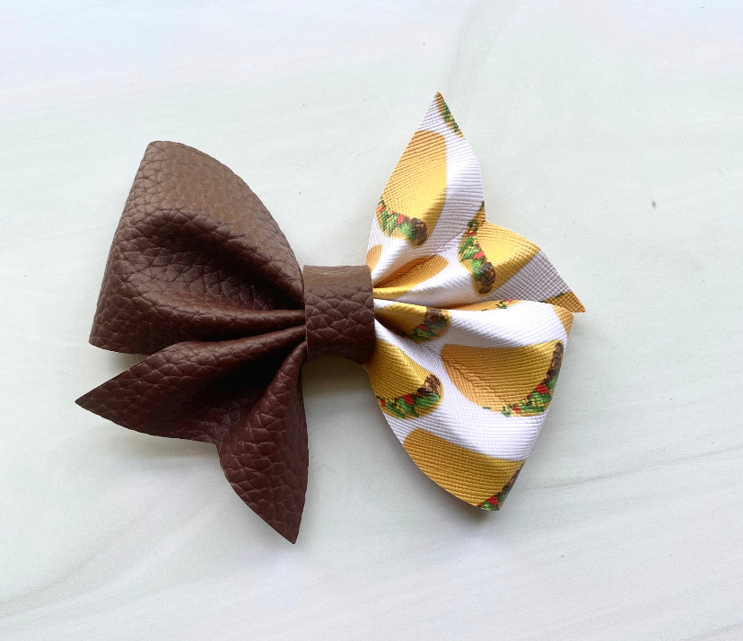 5ish” Larkin Bow Die